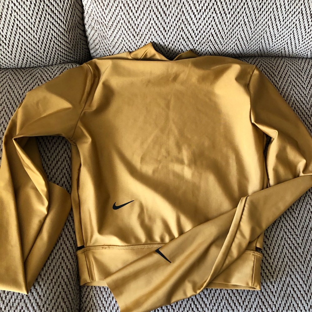 Nike turtle neck long sleeve